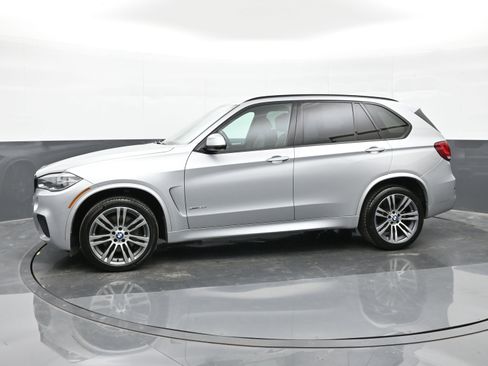 Used 2017 BMW X5 xDrive50i image 5