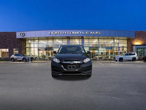 Used 2016 Honda HR-V LX image 18