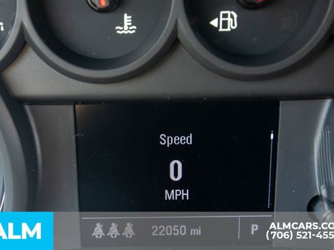 Used 2024 Chevrolet Silverado 2500 Custom w/ Custom Value Package image 21