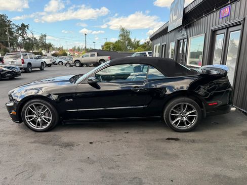 Used 2014 Ford Mustang GT w/ Electronics Package RWD image 4