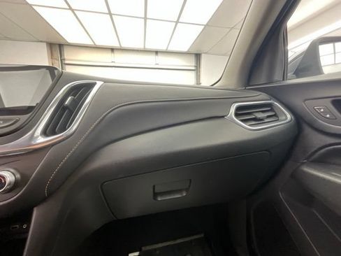 Used 2019 Chevrolet Equinox Premier FWD image 11