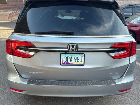 Used 2023 Honda Odyssey Elite image 10