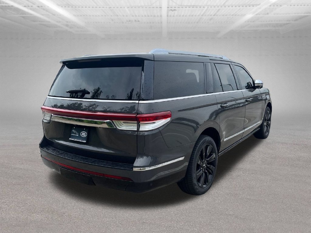 Used 2023 Lincoln Navigator L Black Label AWD/4WD image 5