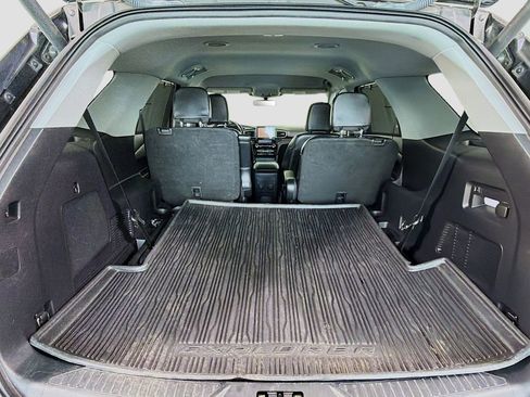 Used 2022 Ford Explorer Limited AWD/4WD image 28