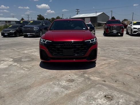 Used 2025 Audi SQ8 Prestige AWD/4WD image 2