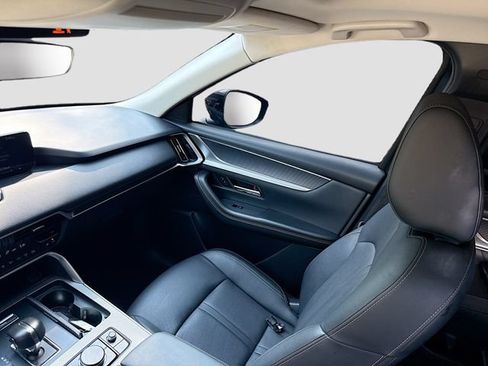 Certified 2024 MAZDA CX-90 Plug-In Hybrid w/ Preferred AWD/4WD image 27