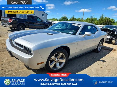 Used 2009 Dodge Challenger SE RWD image 1