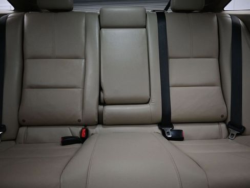 Used 2015 Honda Crosstour EX-L image 30