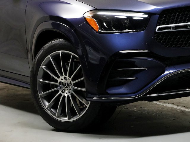New 2026 Mercedes-Benz GLE 450 4MATIC image 3