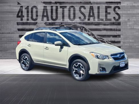 Used 2017 Subaru Crosstrek 2.0i Premium w/ Moonroof Package AWD/4WD image 1