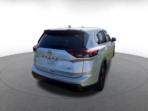 Used 2025 Nissan Rogue SV AWD/4WD image 8