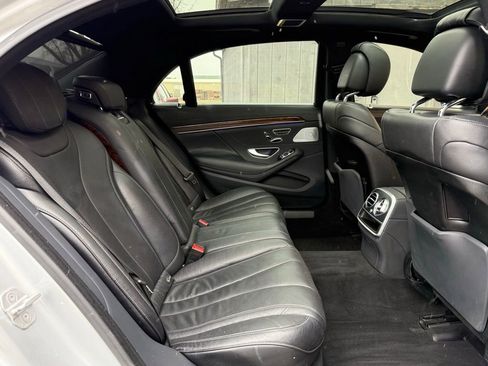 Used 2015 Mercedes-Benz S 550 Sedan image 20