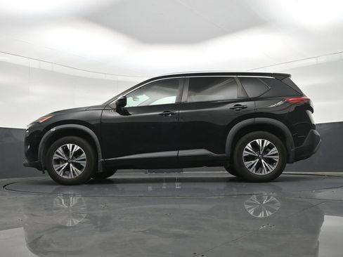 Used 2022 Nissan Rogue SV w/ SV Premium Package FWD image 24