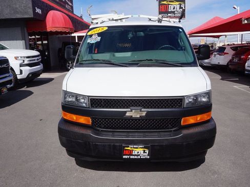 Used 2018 Chevrolet Express 2500 w/ Driver Convenience Package image 11