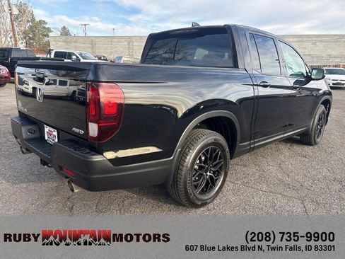 Used 2023 Honda Ridgeline Black Edition image 5