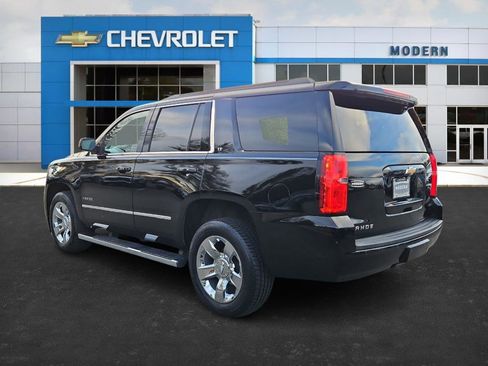 Used 2018 Chevrolet Tahoe LT w/ LT Signature Package image 3