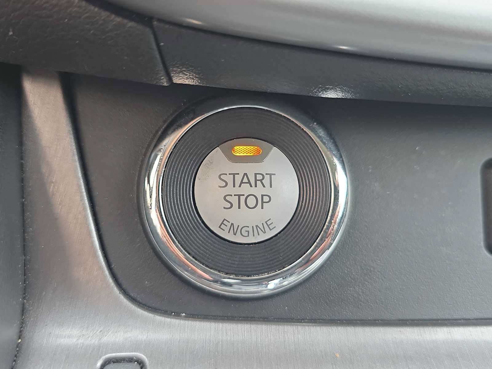Used 2022 Nissan Murano S AWD/4WD image 22