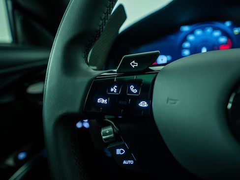 Certified 2025 Ferrari 12Cilindri RWD image 37