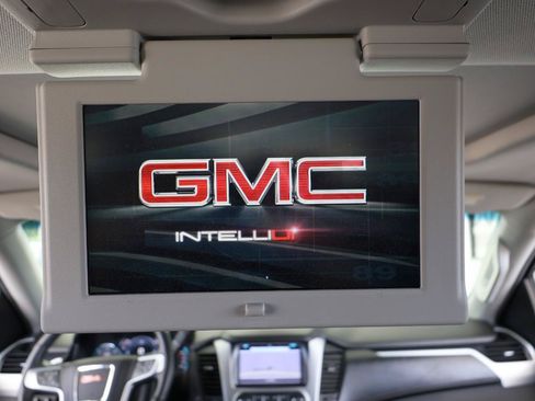 Used 2017 GMC Yukon SLT w/ Premium Edition RWD image 48