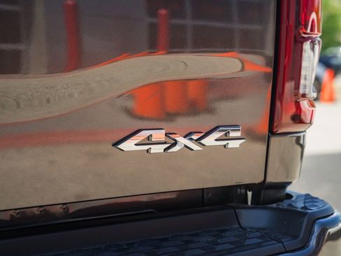 New 2026 RAM 2500 Laramie AWD/4WD image 8