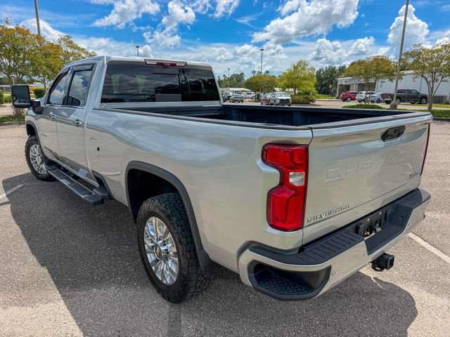 Used 2021 Chevrolet Silverado 3500 High Country w/ Technology Package AWD/4WD image 5