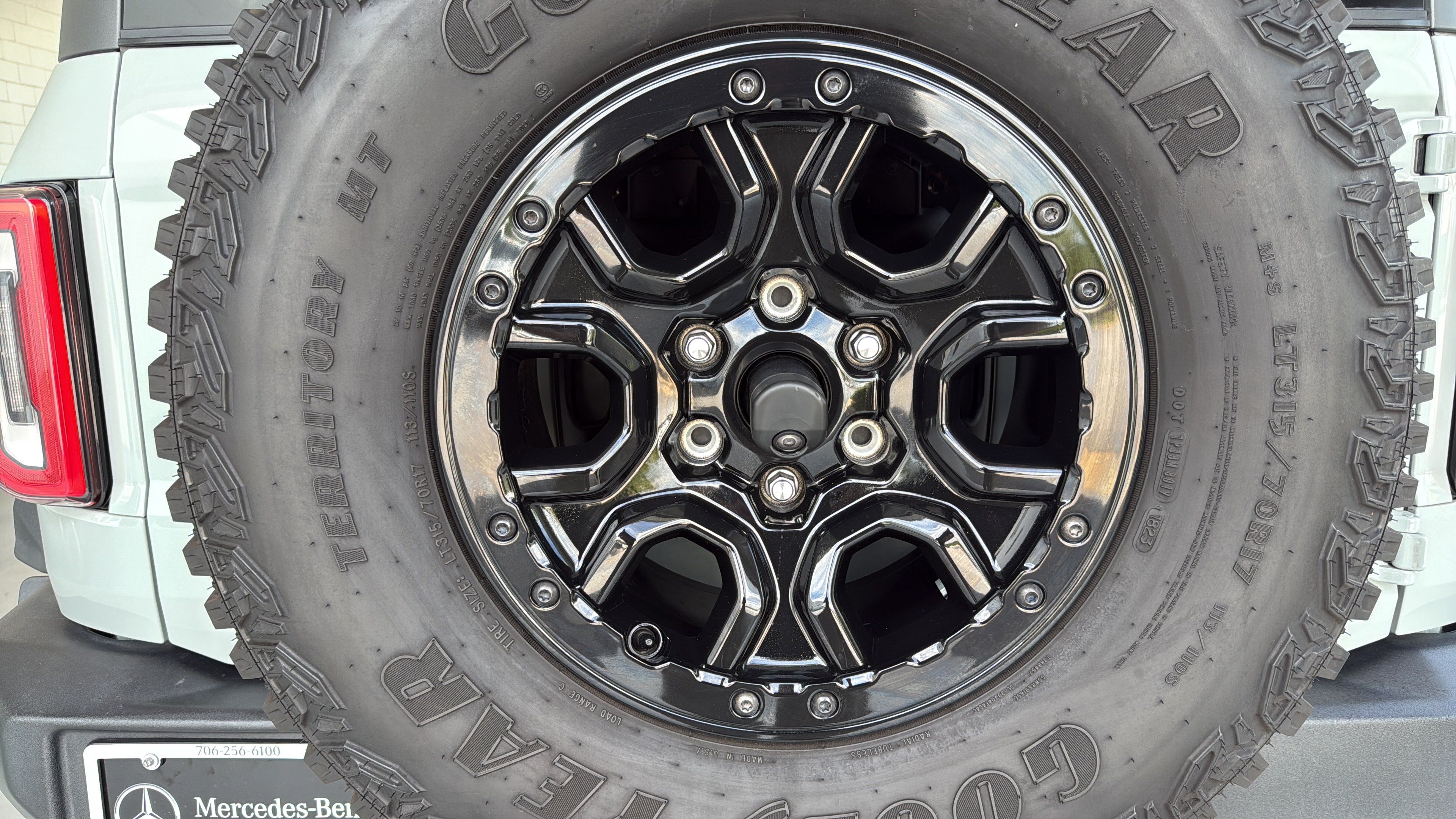 Used 2023 Ford Bronco Wildtrak AWD/4WD image 8