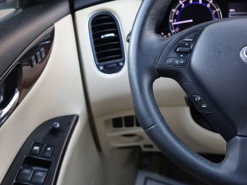 Used 2017 INFINITI QX50 Journey w/ Premium Package image 26