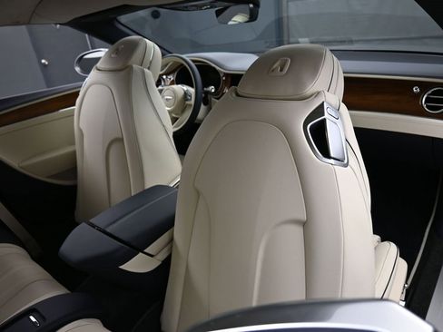 New 2026 Bentley Continental GTC image 25