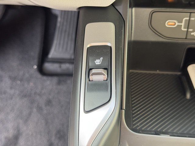 New 2026 Kia Sorento S AWD/4WD image 24