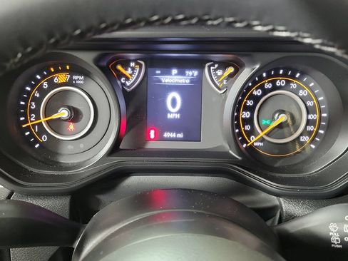 Used 2023 RAM 1500 Big Horn RWD image 17