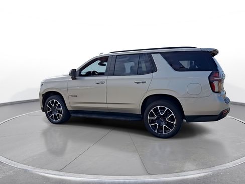 Used 2021 Chevrolet Tahoe RST w/ Luxury Package AWD/4WD image 5