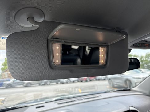 Used 2024 GMC Terrain SLT FWD image 36