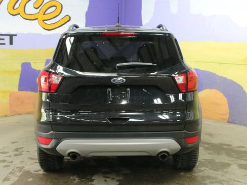 Used 2019 Ford Escape SEL AWD/4WD image 3