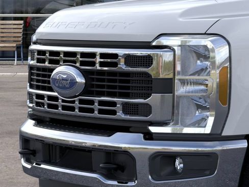 New 2026 Ford F350 XL w/ XL Chrome Package AWD/4WD image 17