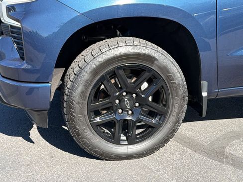Used 2022 Chevrolet Silverado 1500 RST AWD/4WD image 9