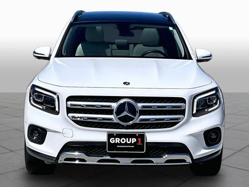 Used 2023 Mercedes-Benz GLB 250 image 4