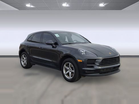 Used 2020 Porsche Macan image 7