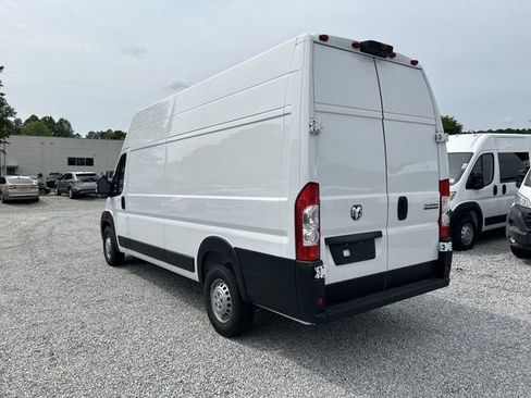 New 2024 RAM ProMaster 3500 w/ Convenience Group image 3