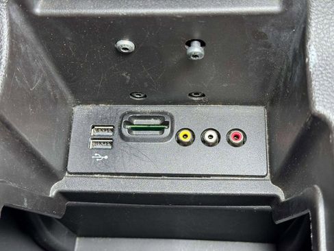 Used 2013 Ford Focus Titanium w/ Titanium Handling Pkg image 12