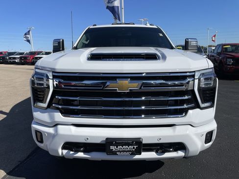 Used 2024 Chevrolet Silverado 3500 LTZ w/ LTZ Plus Package image 25
