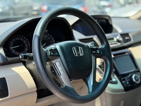 Used 2014 Honda Odyssey EX image 19