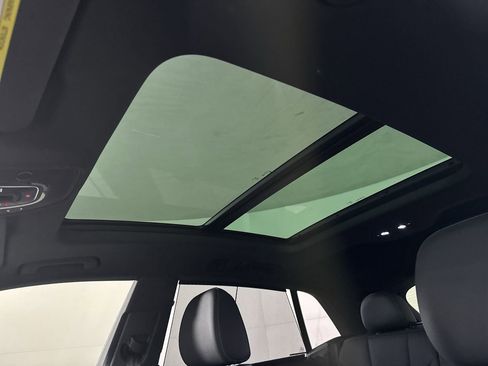 Used 2025 Audi Q8 Premium Plus w/ Premium Plus Package image 25