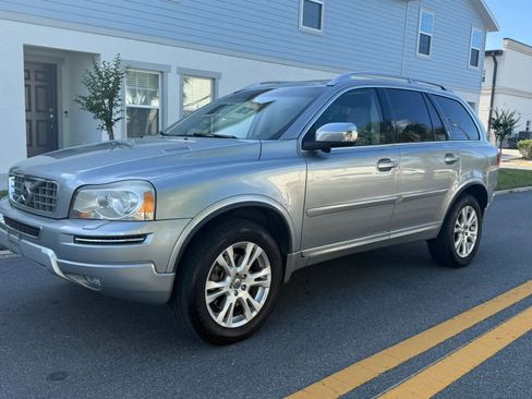 Used 2013 Volvo XC90 3.2 image 2