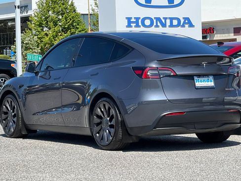 Used 2023 Tesla Model Y Performance AWD/4WD image 3