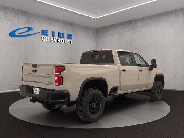 New 2026 Chevrolet Silverado 2500 ZR2 AWD/4WD image 8