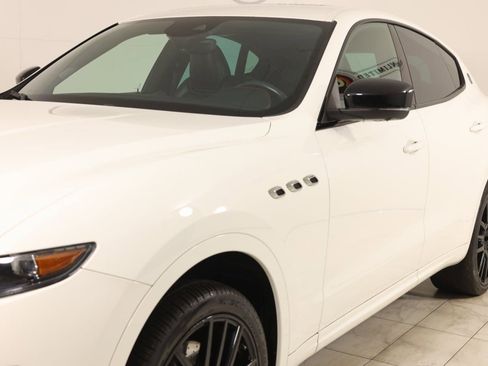Used 2021 Maserati Levante GTS AWD/4WD image 47