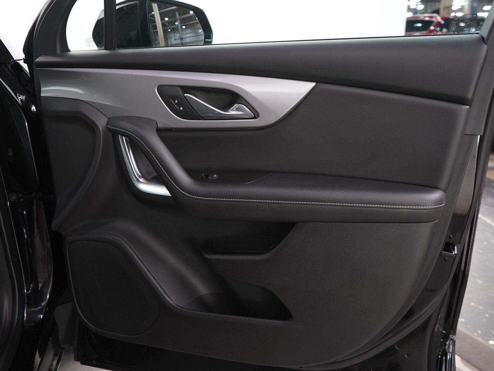 Used 2024 Chevrolet Blazer LT AWD/4WD image 9