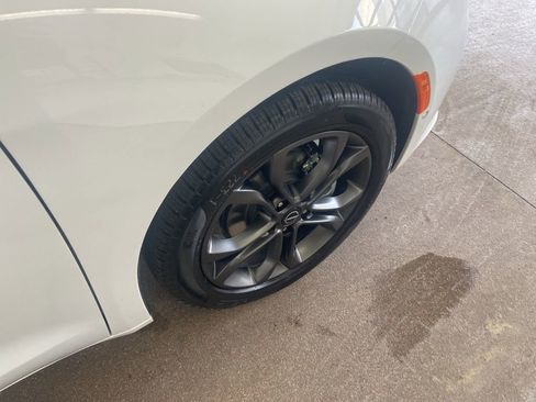 New 2026 Chrysler Pacifica Select image 25