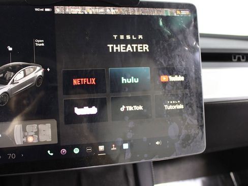 Used 2021 Tesla Model 3 Performance image 19