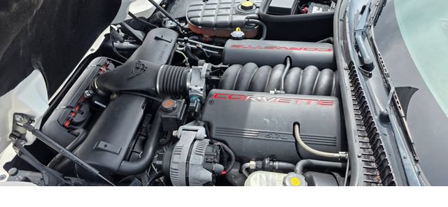 Used 2002 Chevrolet Corvette Convertible w/ Preferred Equipment Group2 RWD image 11